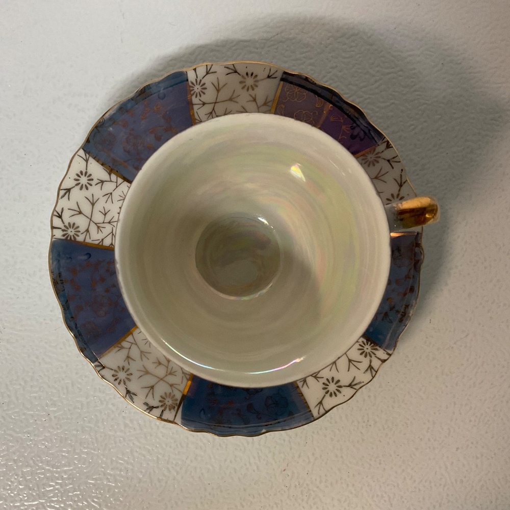 Japan:Napcoware C-7215 Porcelain Cup and Saucer - Picture 5 of 7